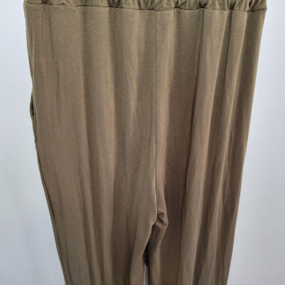 Fashion Nova Olive Green Jumpsuit Size Small - Picture 7 of 11